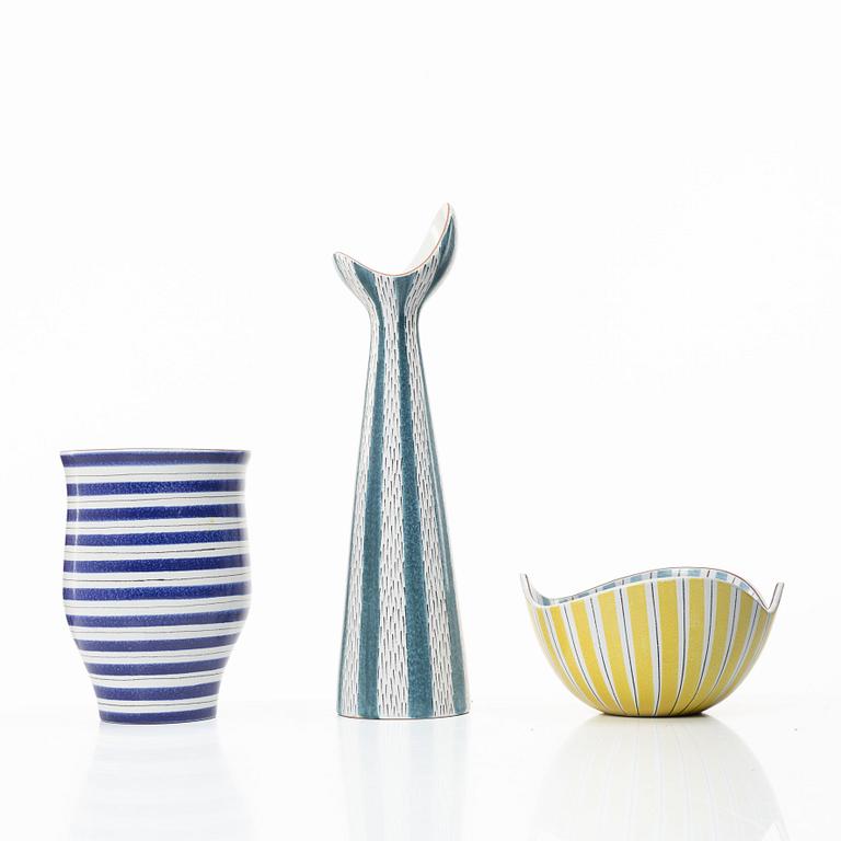 Stig Lindberg, Vaser, 2 st, samt en skål, fajans, Gustavsberg Studio.