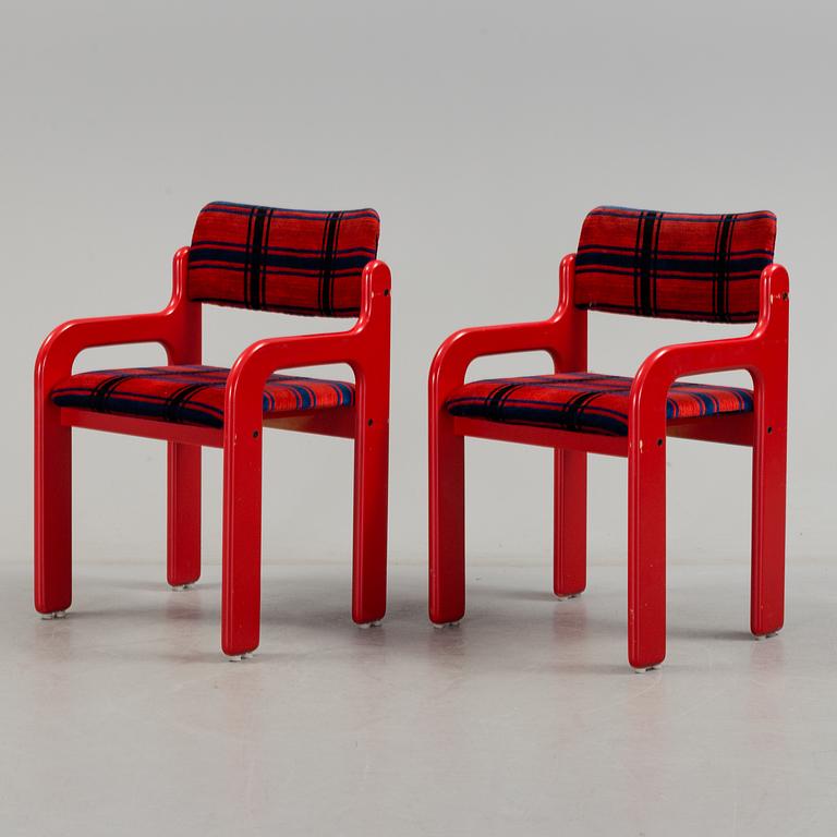 A table and six chairs 'Flamingo' by Eero Aarnio, Asko, Finland.