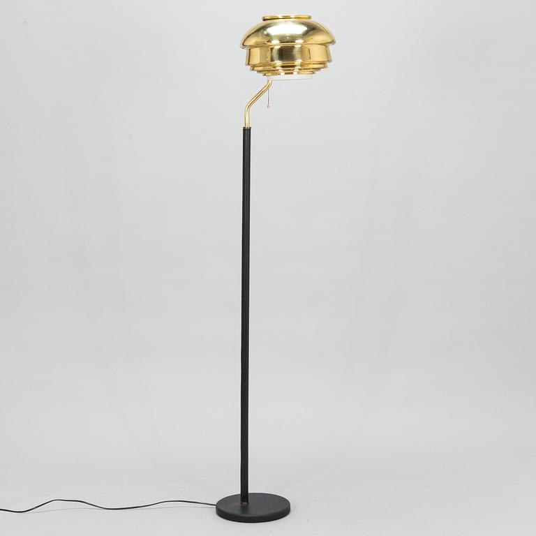 Alvar Aalto, a 'A808' floor lamp for Valaistustyö.