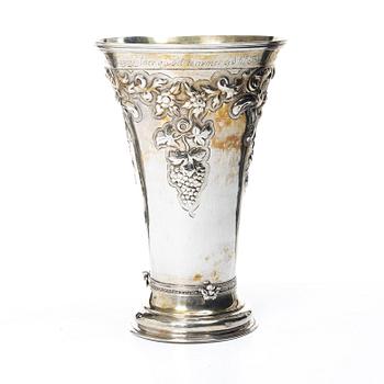 A Danish silver beaker, assay marks of both Peter Nicolai von Haven (1729–1749) and Frederik Fabritius (1787–1823).