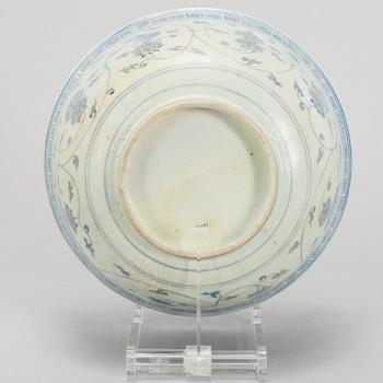 SKÅL, porslin. Thailand, 1600-tal.