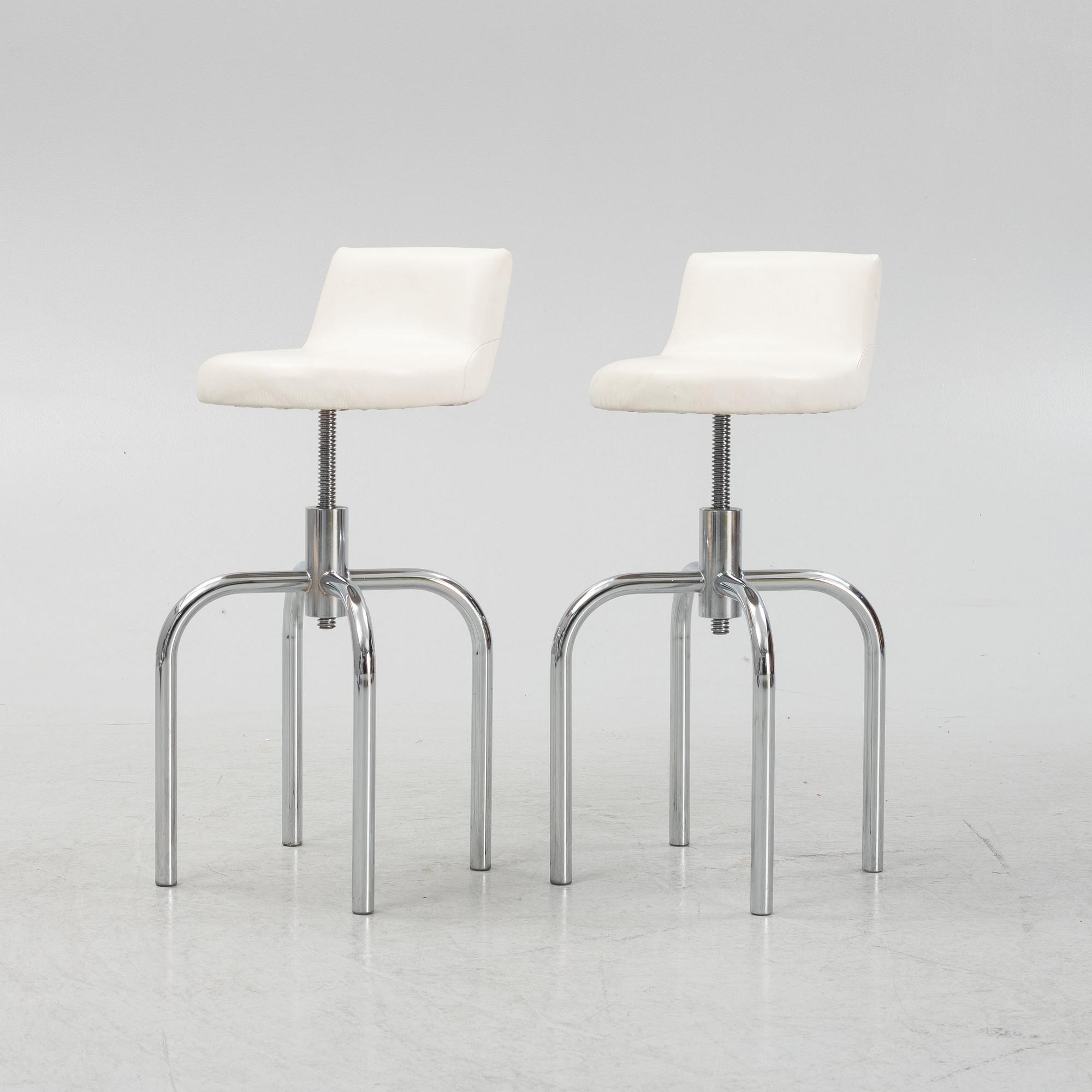 Gunnar Asplund, a pair of bar stools, Källemo, later part of the 20th Century.