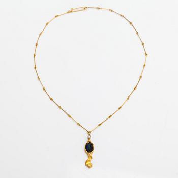Björn Weckström, Halsband "Hindam", 18K guld, spektrolit och 8/8-slipad diamant ca 0.02 ct. Lapponia 1975.