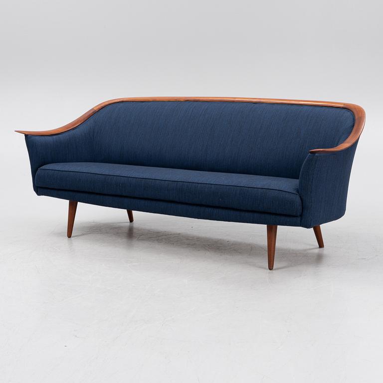 Fredrik Kayser, a model 550 sofa, Vatne Möbler, Norway, 1960's.