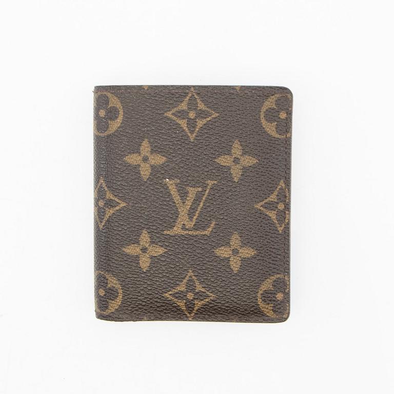 Louis Vuitton, wallet.