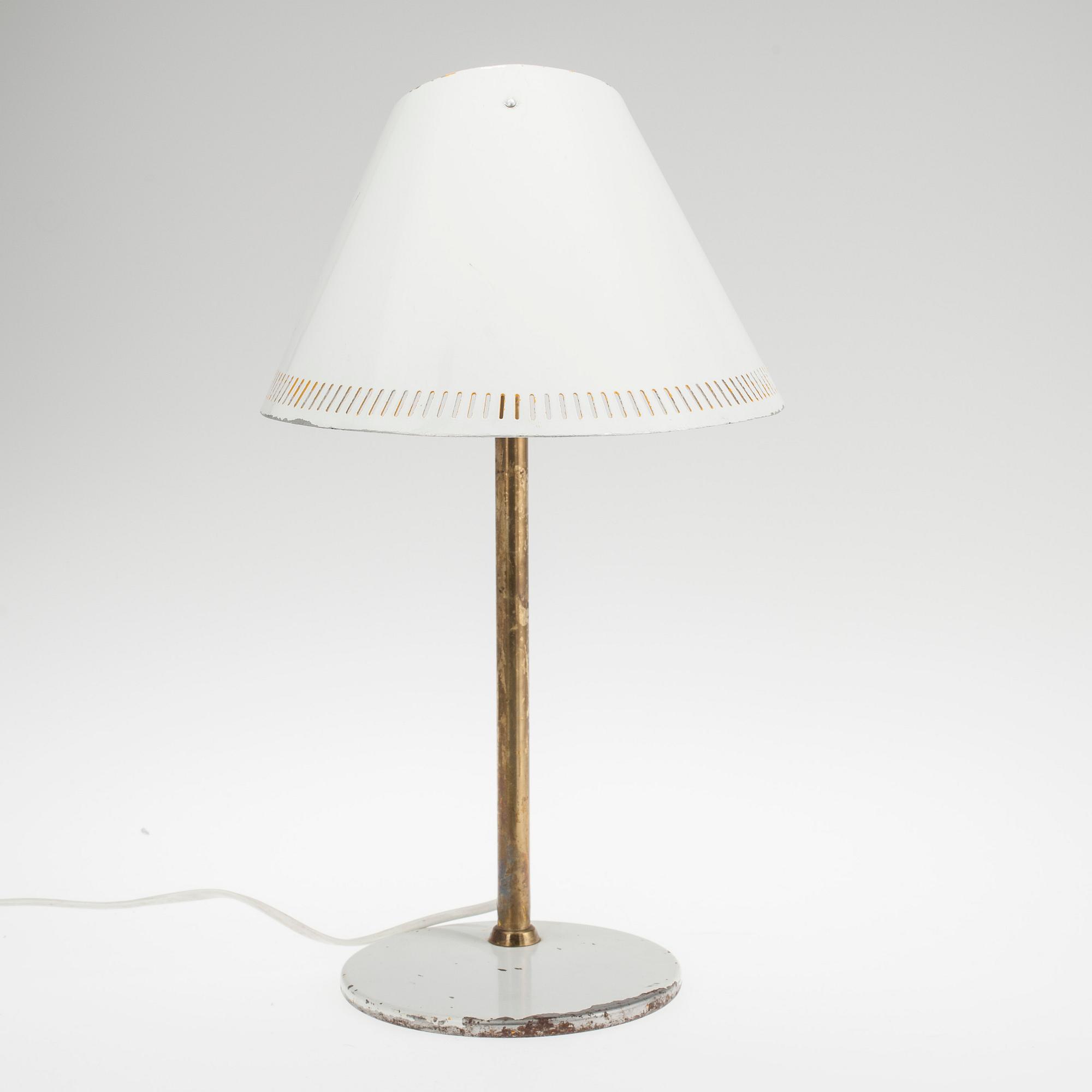 BORDSLAMPA, modell 9227, Paavo Tynell, stämplad Taito / Idman.