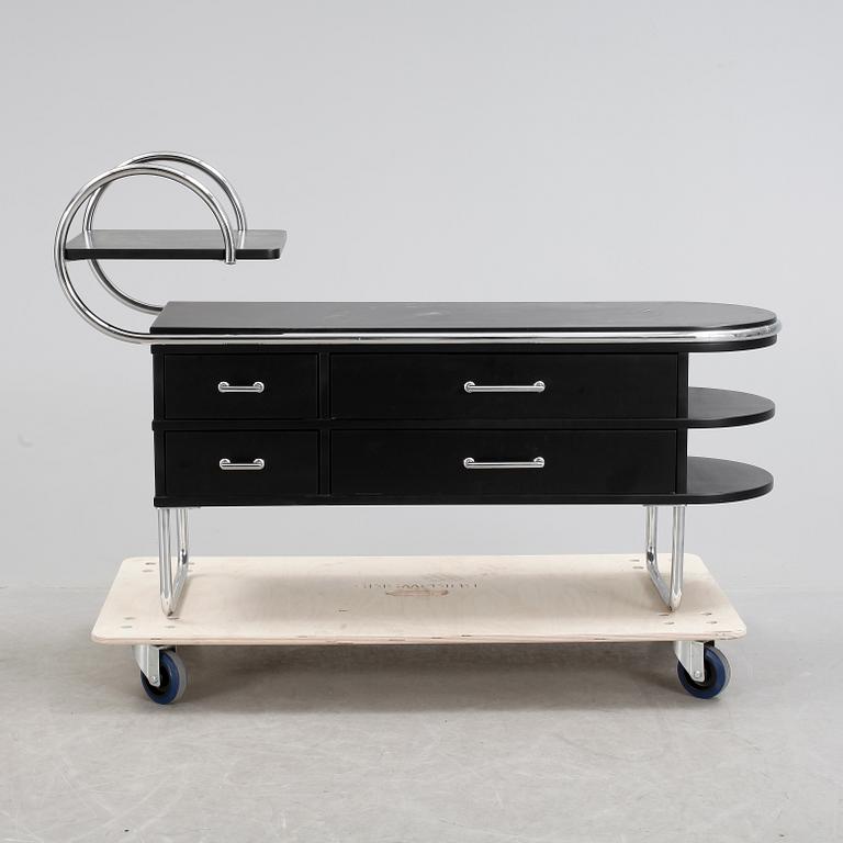 SIDEBOARD, troligen Zanotta, 19/2000-tal.