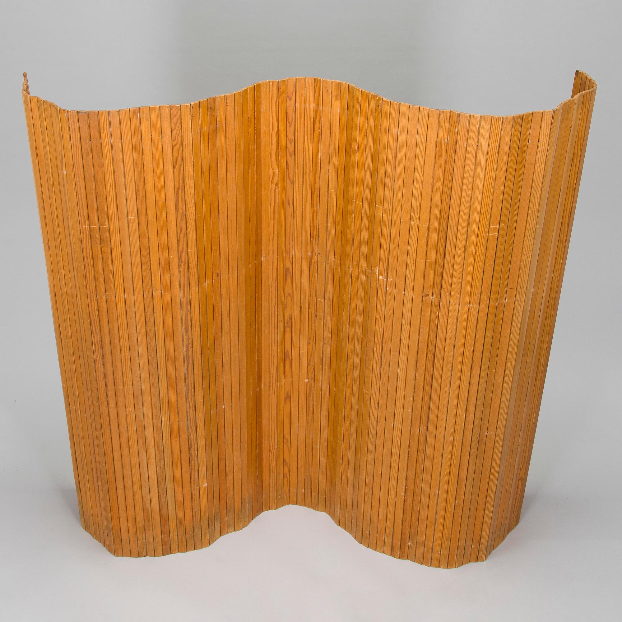 Alvar Aalto, a late 20th century '100' folding screen for O.Y. Huonekalu- ja Rakennustyötehdas A.B.