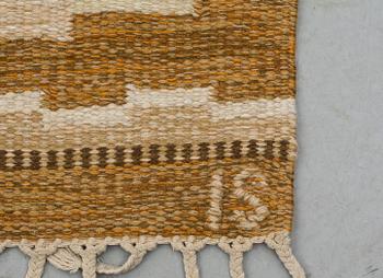 MATTA, rölakan, monogramsignerad IS (Ingegerd Silow), ca 233 x 168 cm.