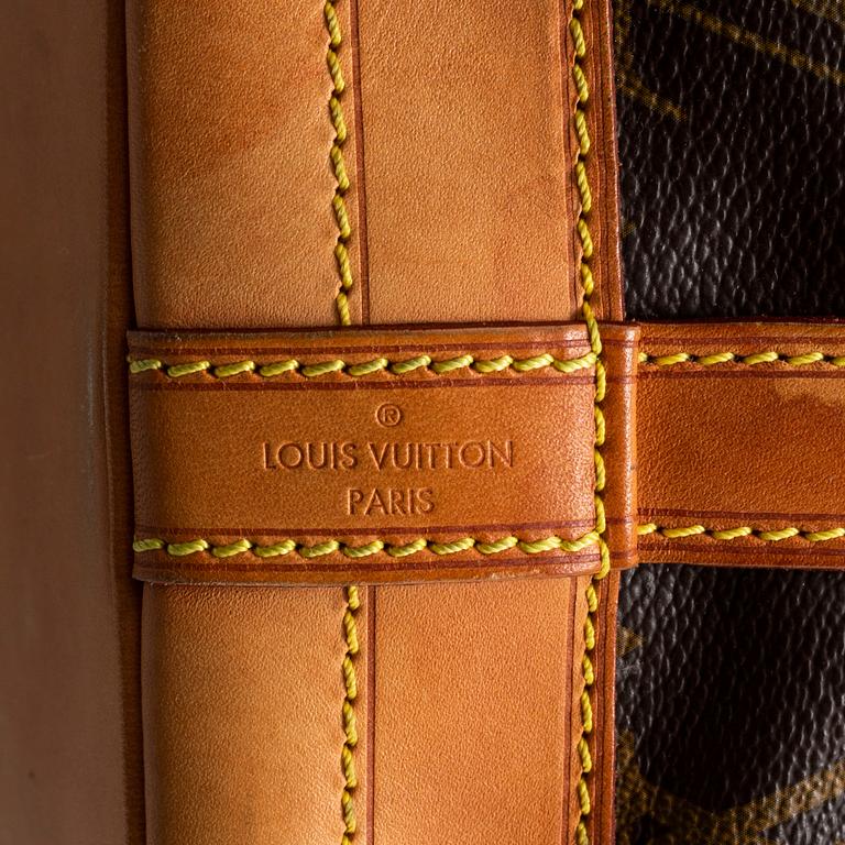 A Louis Vuitton "Noe" handbag.