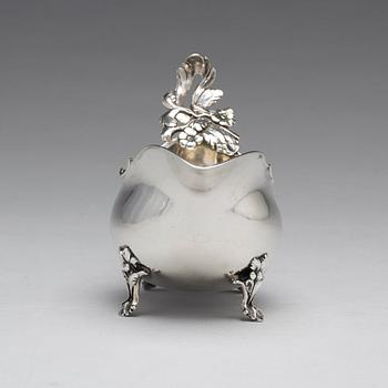 A Swedish 18th century silver cream-jug, mark of Pehr Zethelius, Stockholm 1774.