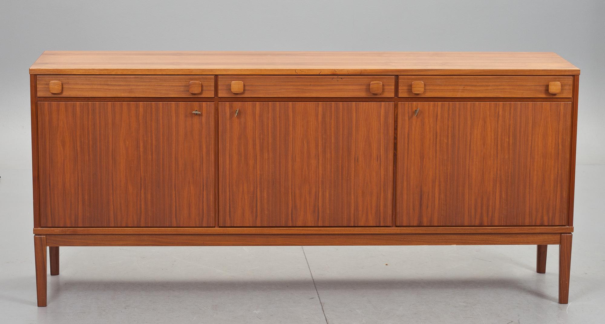 SIDEBOARD, Ulferts, Tibro, Sverige 1960-tal.