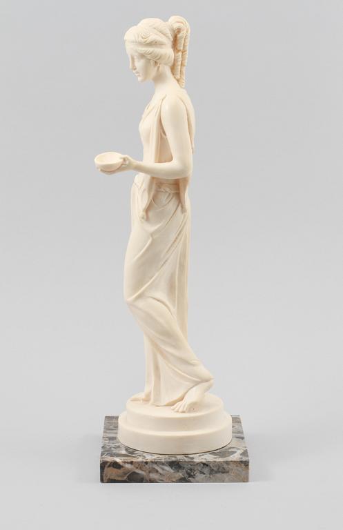 SKULPTUR, konstmassa, efter A. Santini, Italien, omkring 1900-talets mitt.