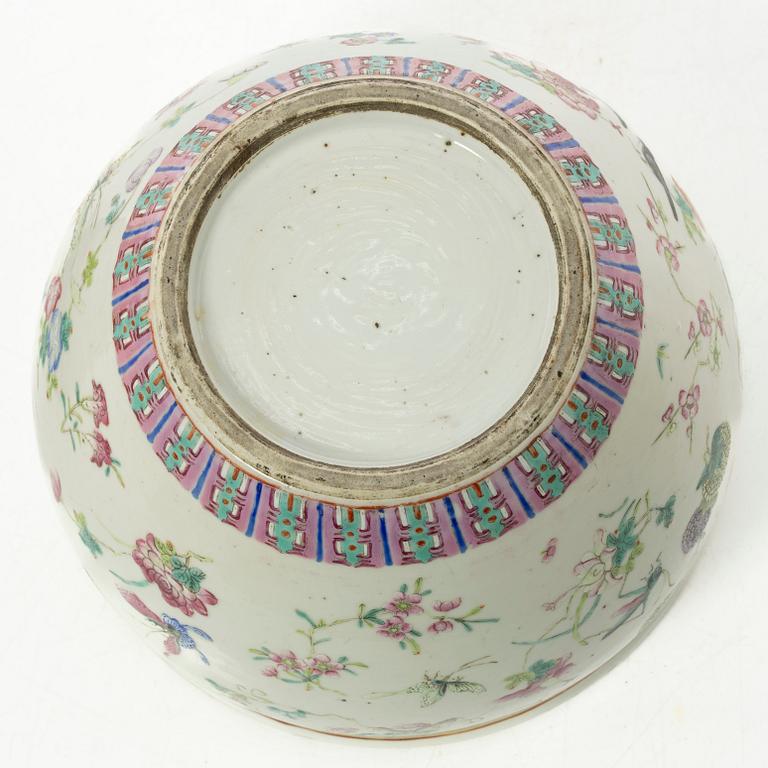 Ytterfoder/fiskbassäng, porslin, Kina, sen Qingdynasti.