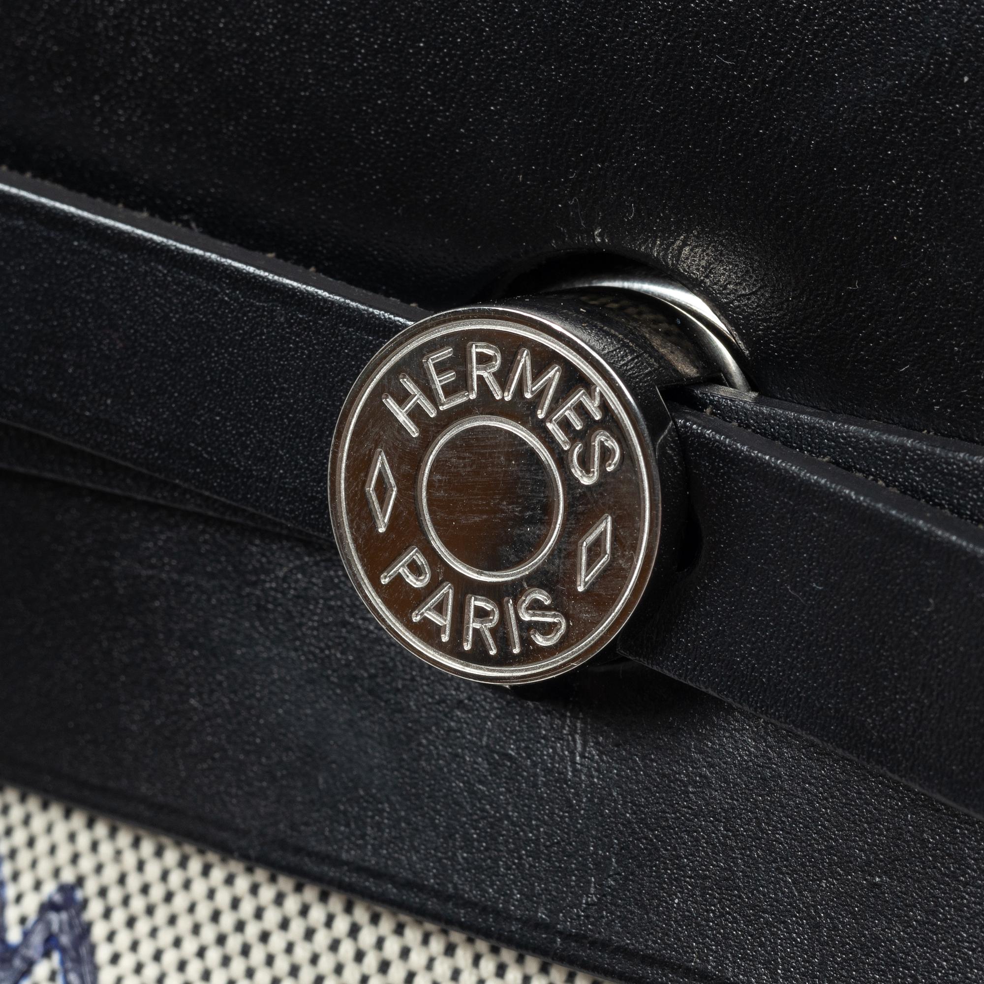 Hermès, Bag, “Herbag Zip Pegase”.