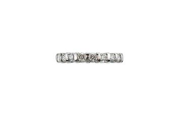 ALLIANSRING, Palladium, 19 st briljantslipade diamanter ca 1,66 ct totalt. Vikt ca 4,0 g.