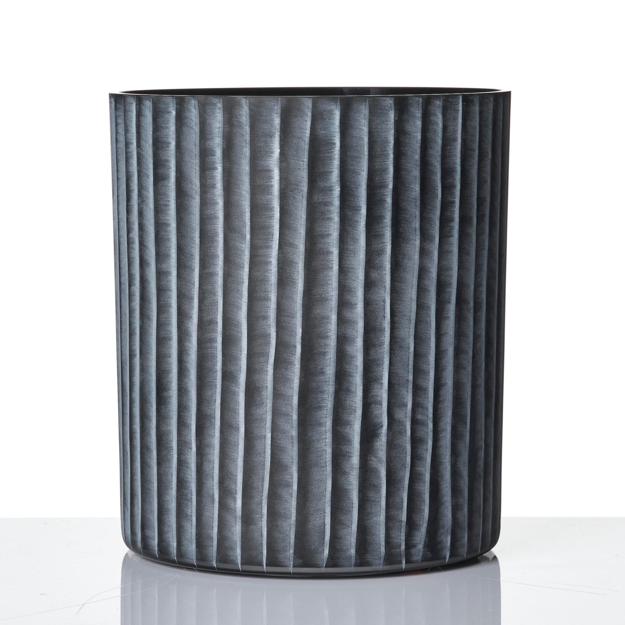 Ingegerd Råman, "Caracalla", a glass vase, Orrefors 2004, limited edition 14-200.