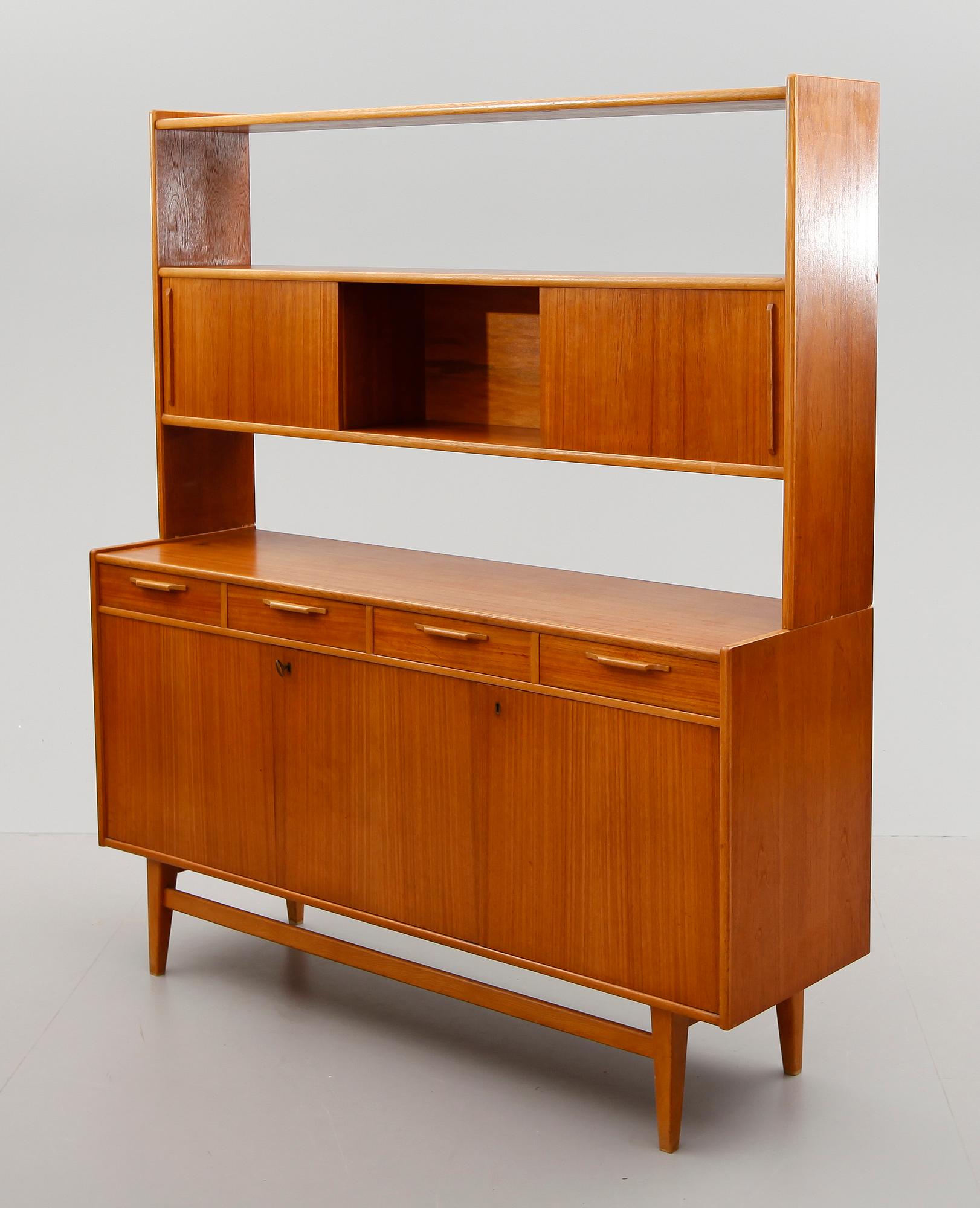 SIDEBOARD MED HYLLA, 1960-tal.