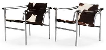 570. LE CORBUSIER Karmstolar, 1 par "LC1", Cassina , Italien.