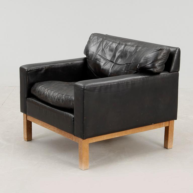 SOFFA samt FÅTÖLJ, 1960-tal.