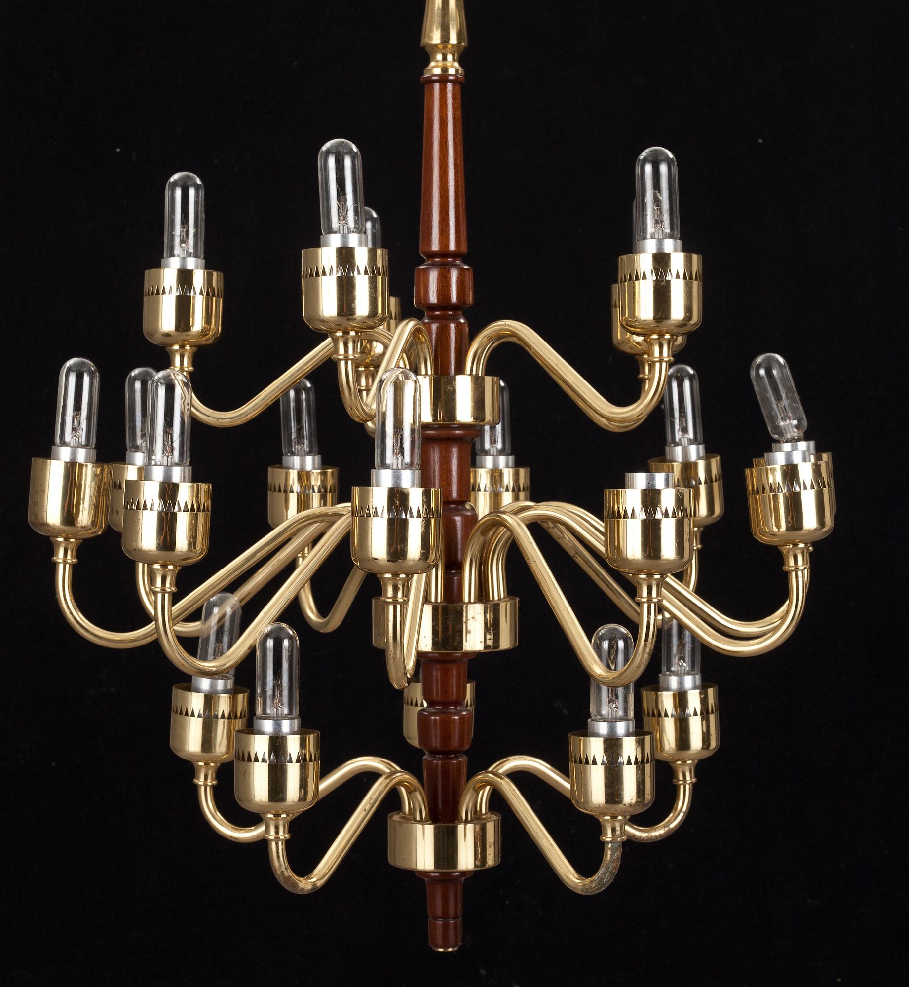 TAKLAMPA, Hans Agne Jakobsson, Markaryd, höjd ca 100 cm.