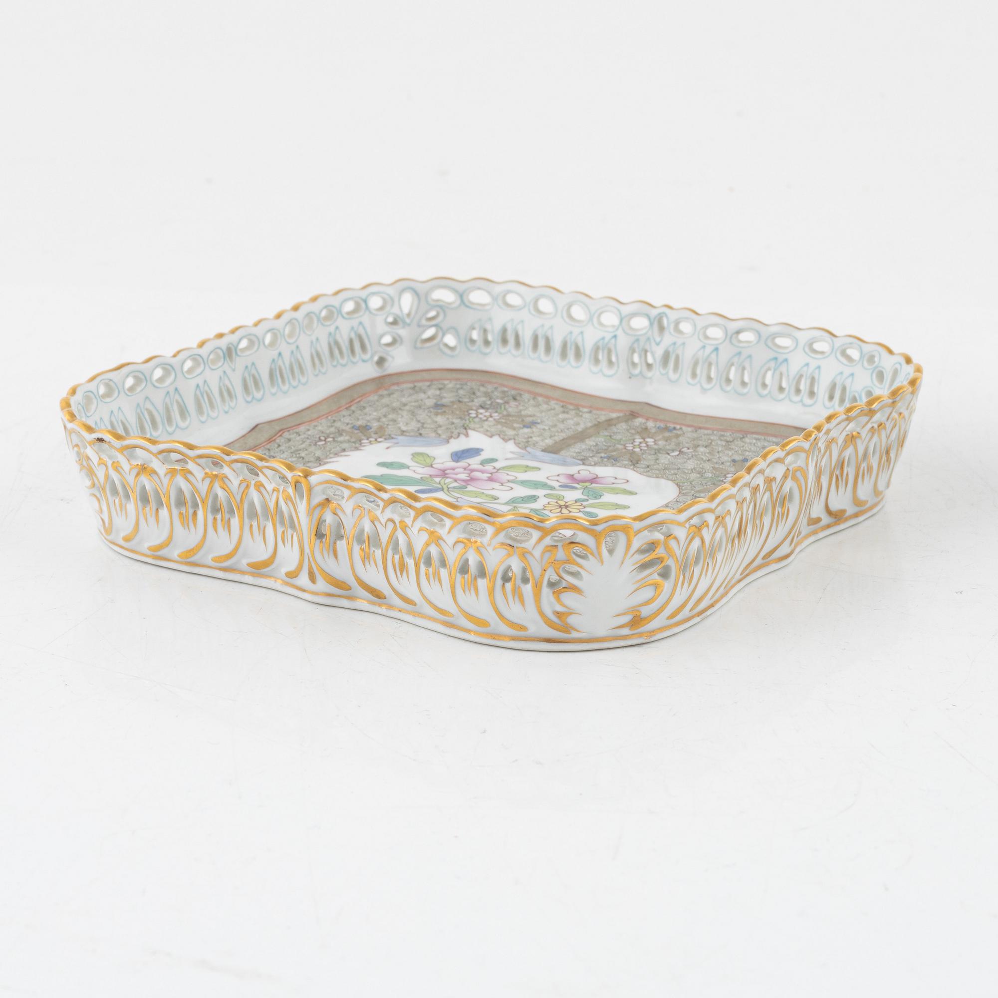 Bricka samt lockurnor, 2 st, porslin, Herend, Ungern, 1976.