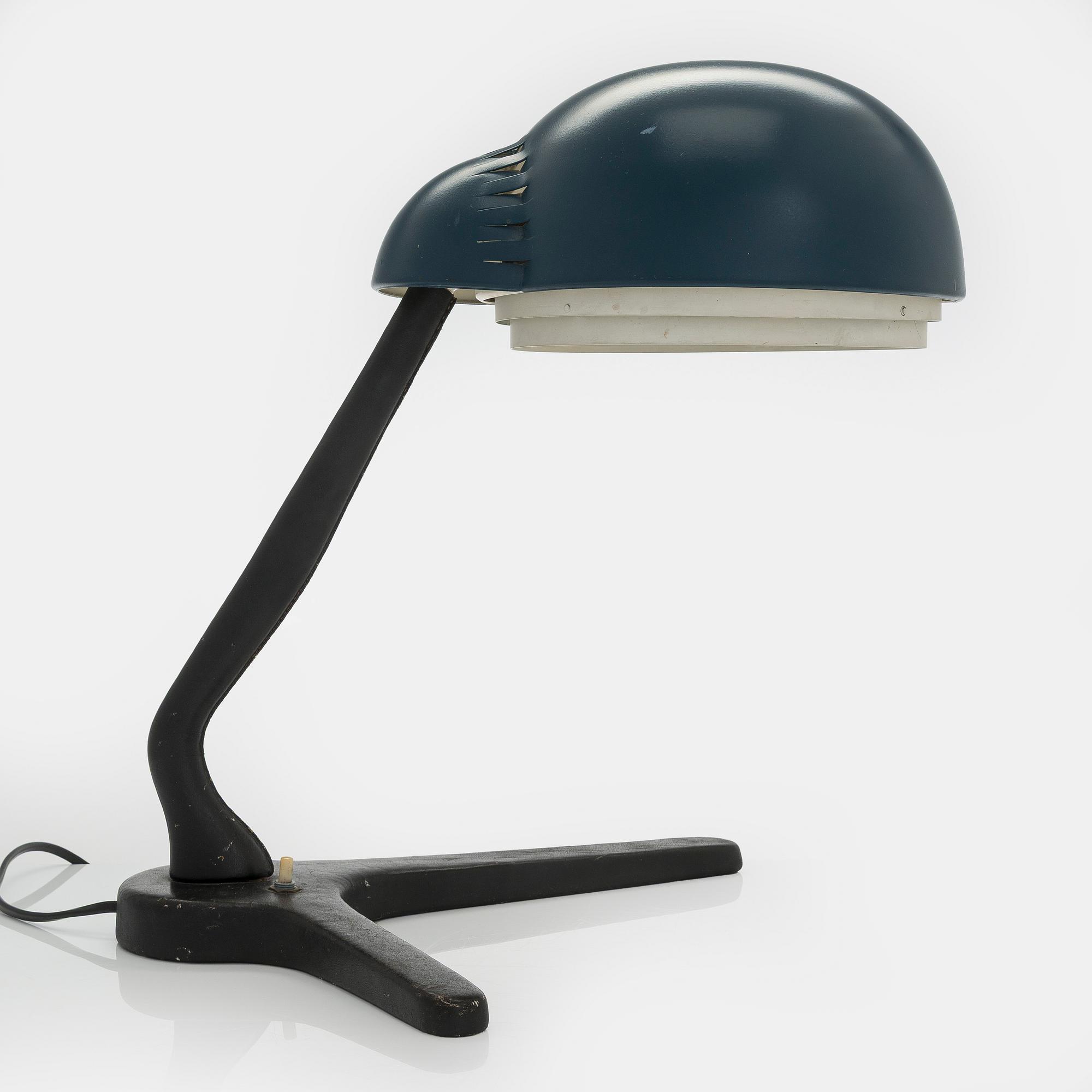 Alvar Aalto, bordslampa, modell A704, Valaistustyö.