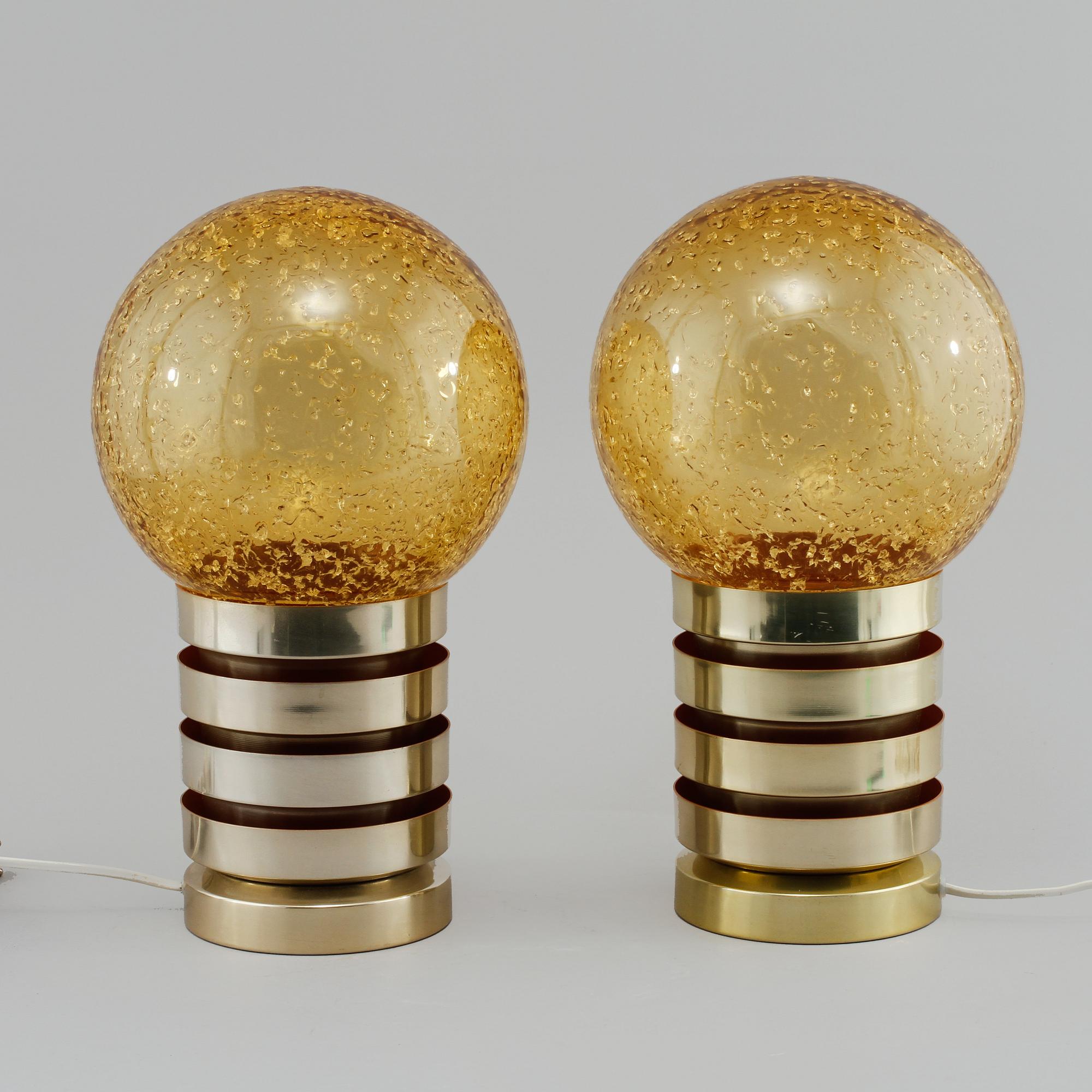 BORDSLAMPOR, ett par, Fåglavik, 1960/70-tal.