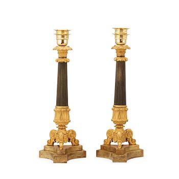 1613. A pair of French Empire early 19th century table lamps.