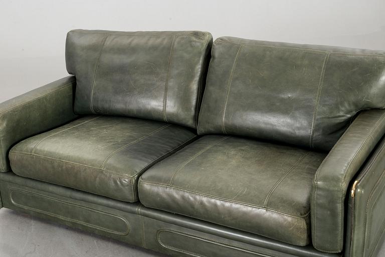 AN ITALIAN BAXTER LEATHER SOFA, end of 20th century.