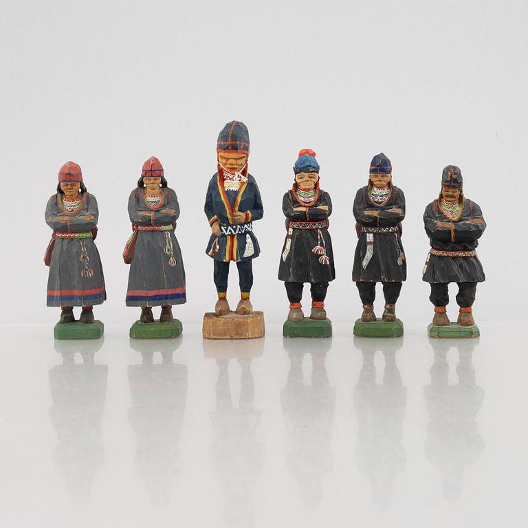 Lars Enarsson, figurer, 5 st samt
Georg Jonsson, 1 figur, samt väskor 3 st.