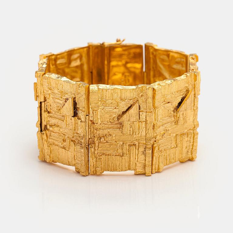 Björn Weckström, An 18K gold bracelet "Opus 381". Lapponia 1969.