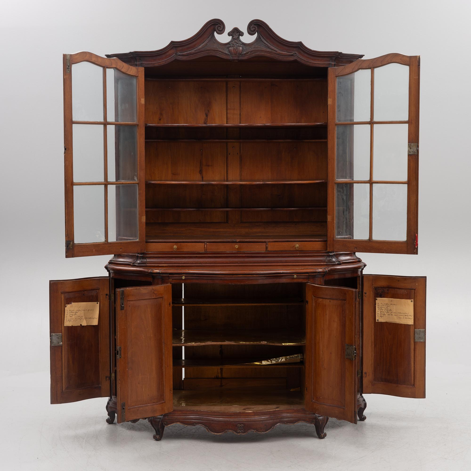 A Rococo display cabinet, second half of the 18th century.