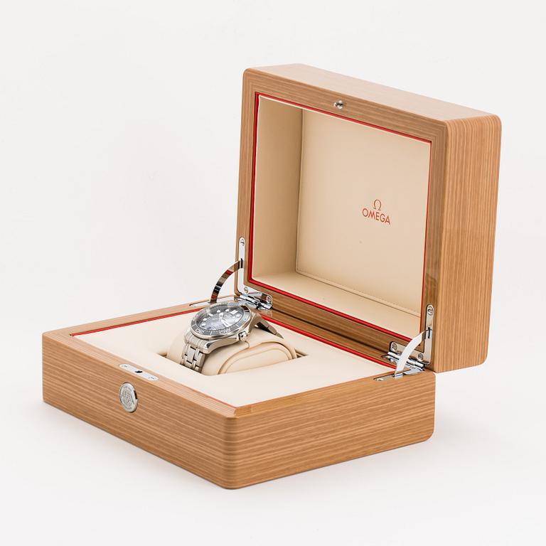 Omega, Seamaster Diver 300M Co-Axial Master Chronometer 42 mm.