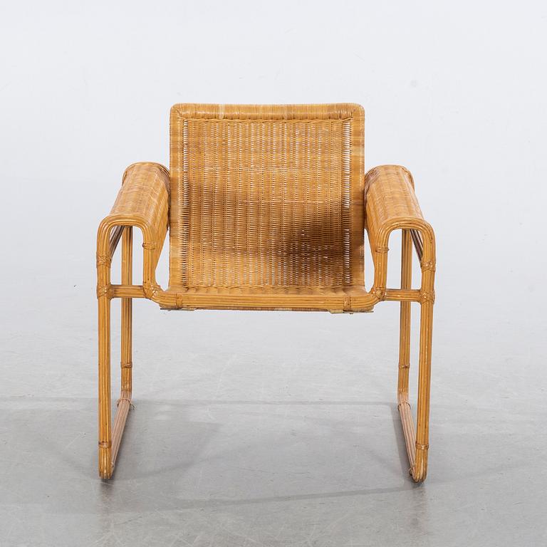 FÅTÖLJ 1900-talets andra hälft.