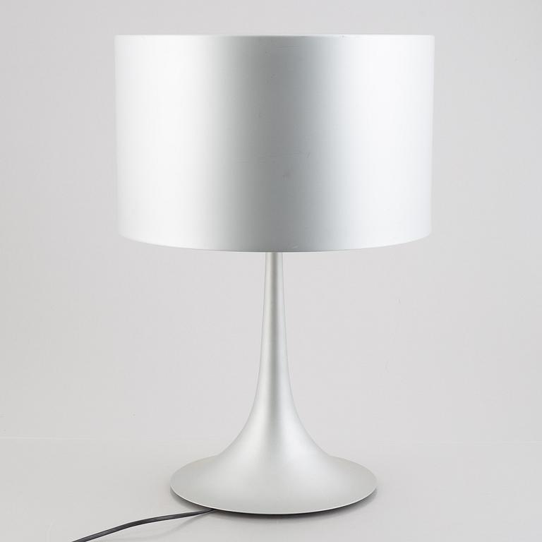 Sebastian Wrong, bordslampa, "Spun light" Flos 2000-tal.