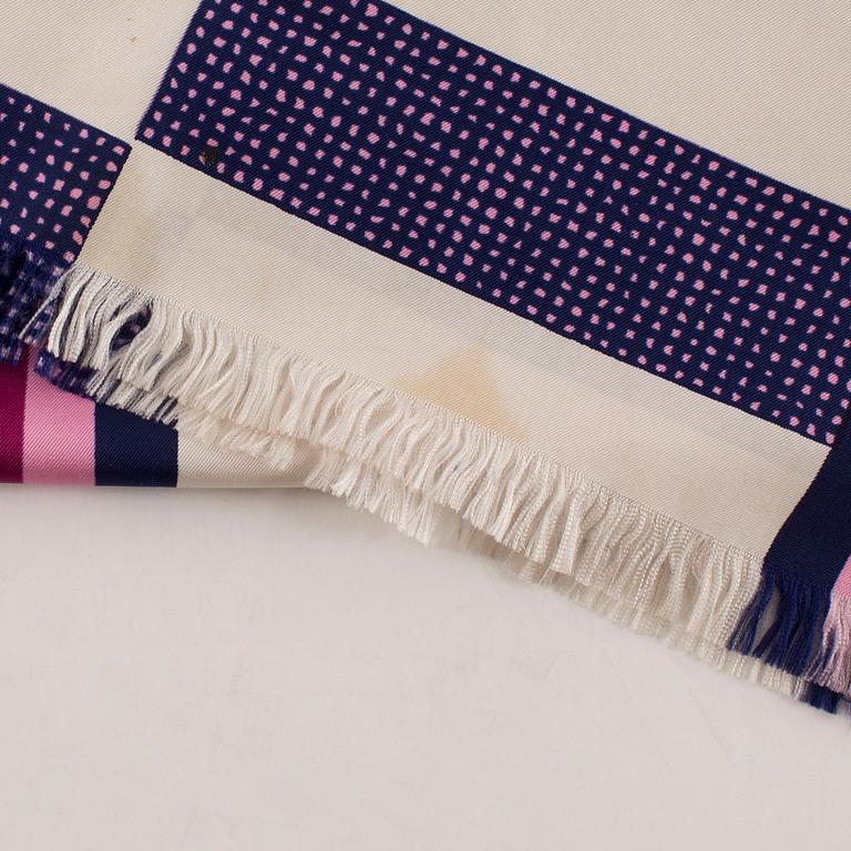 YVES SAINT LAURENT, sjal.