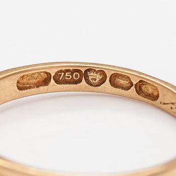 An 18K gold ring with a diamonds ca. 0.22 ct. Pentti Anttila, Helsinki 1968.