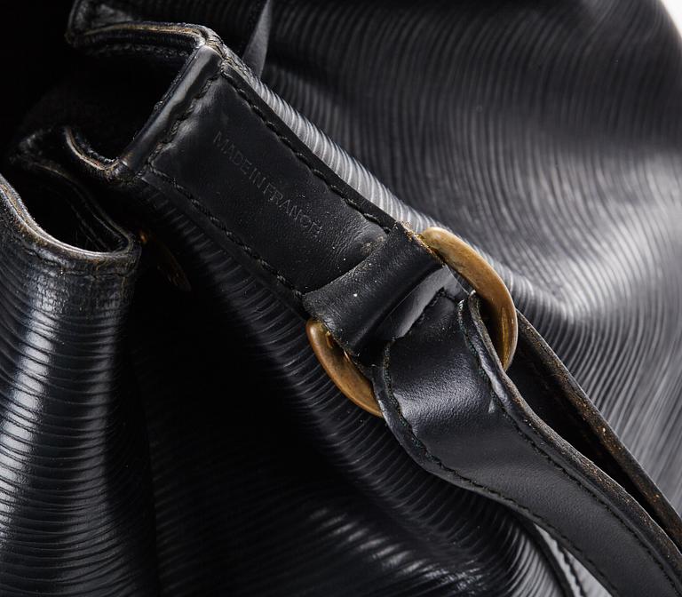 VÄSKA, "Petit Noé", Louis Vuitton.