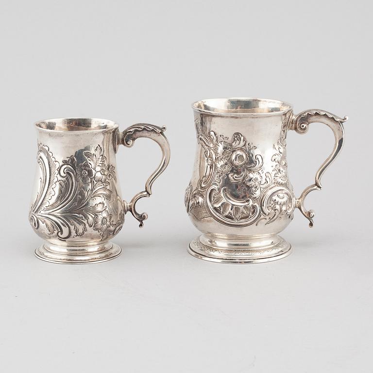 2 silver cups from 18th century England.