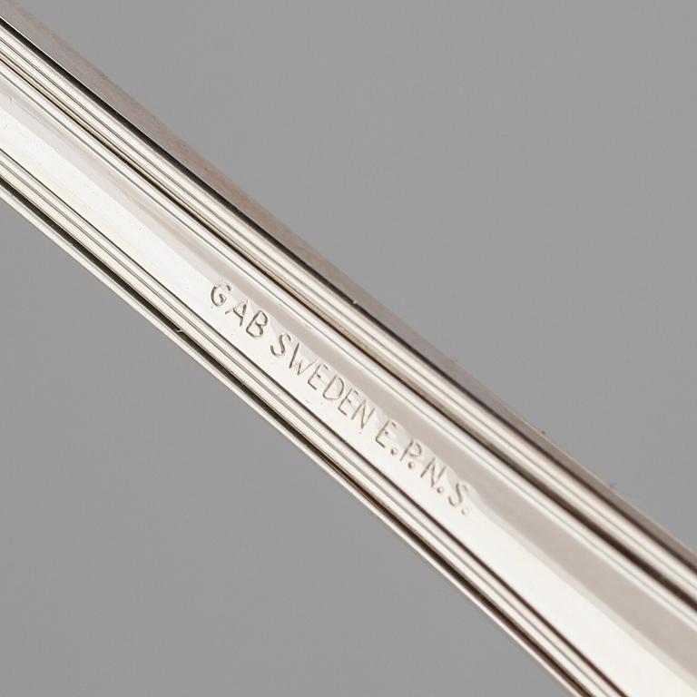 BESTICK, 82 snarlika delar, nysilver, 1900-tal.