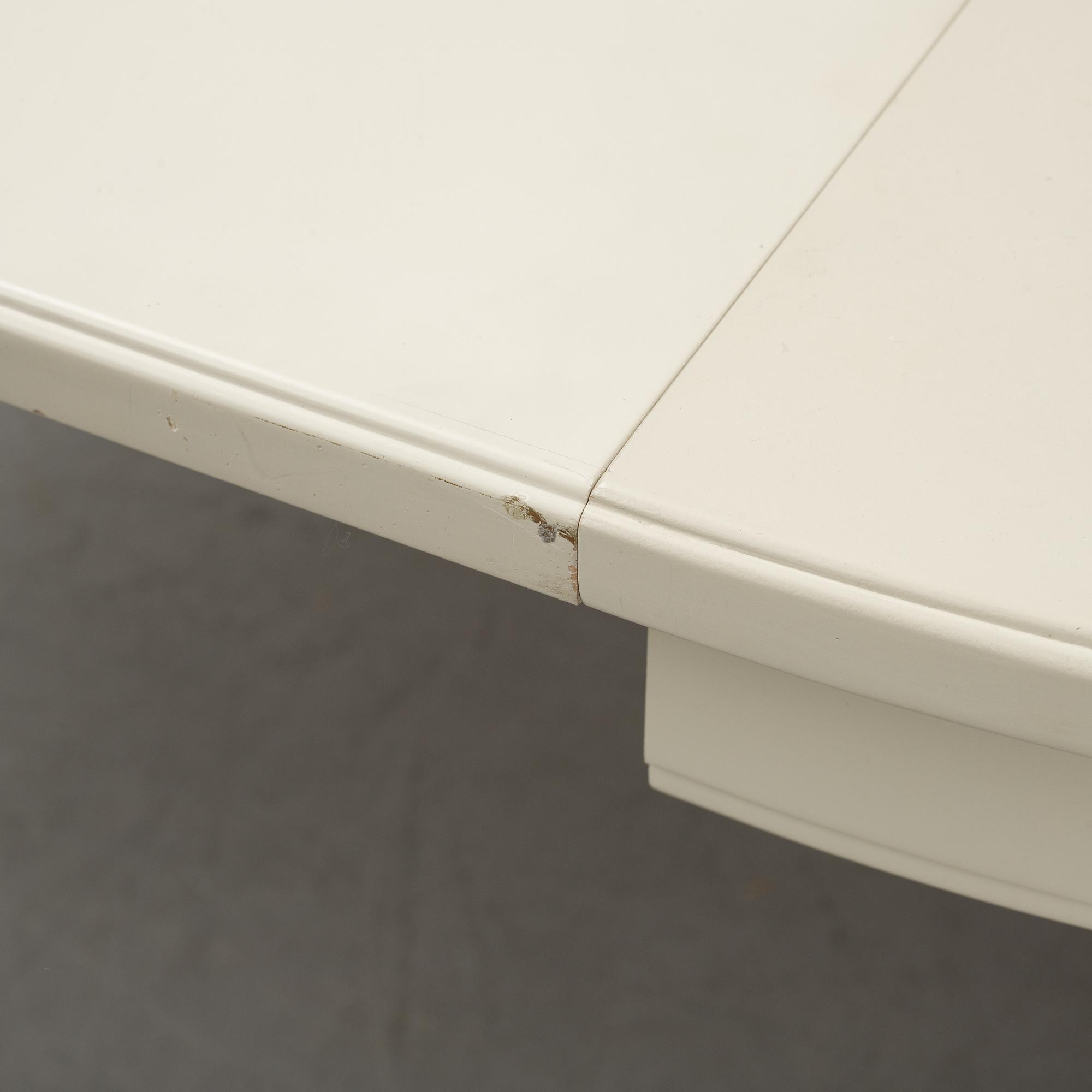 Carl Malmsten, A dinnertable and four chairs, "Talavid", by Carl Malmsten, Waggeryds Möbelfabrik AB, second half of the.