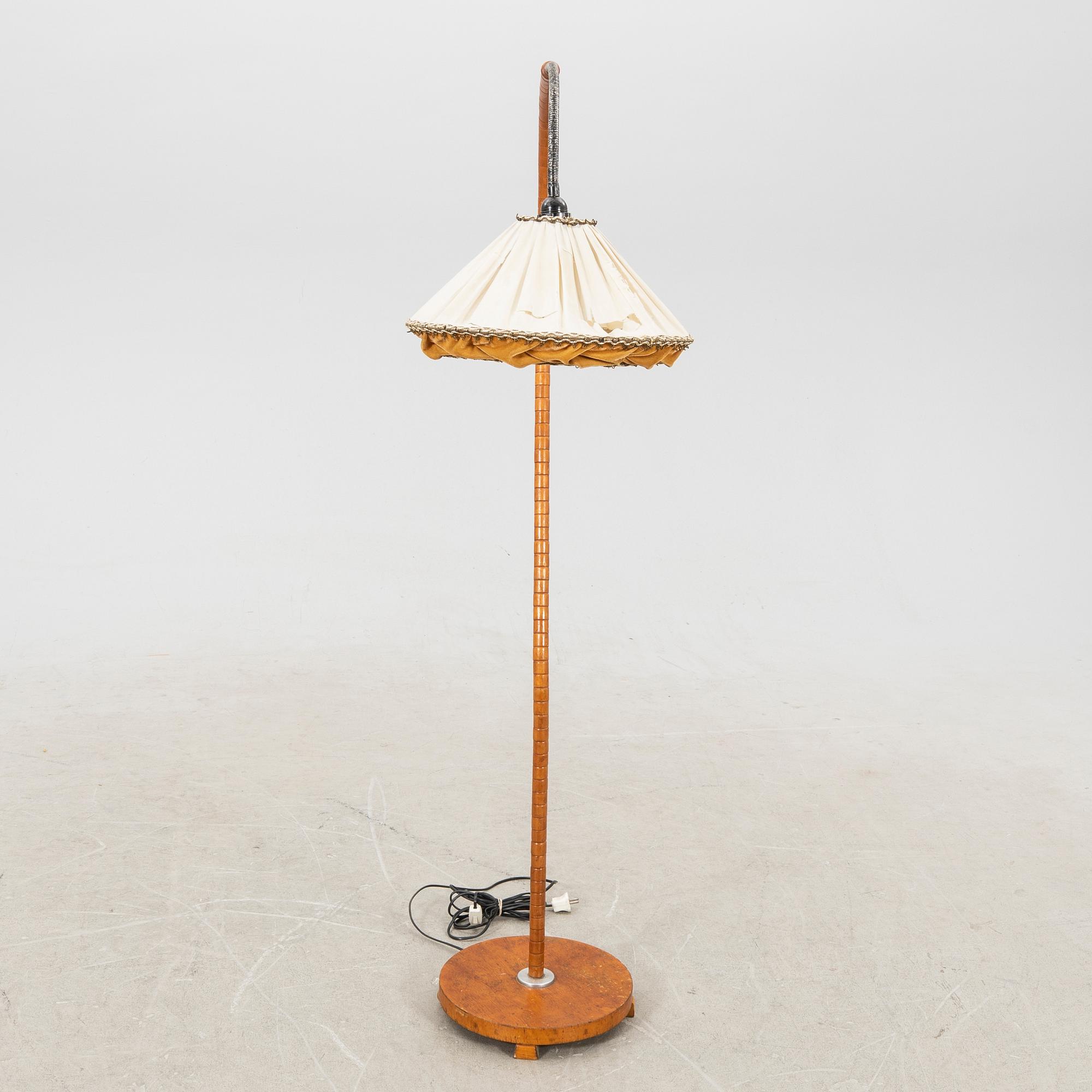 A 1940s floor lamp.