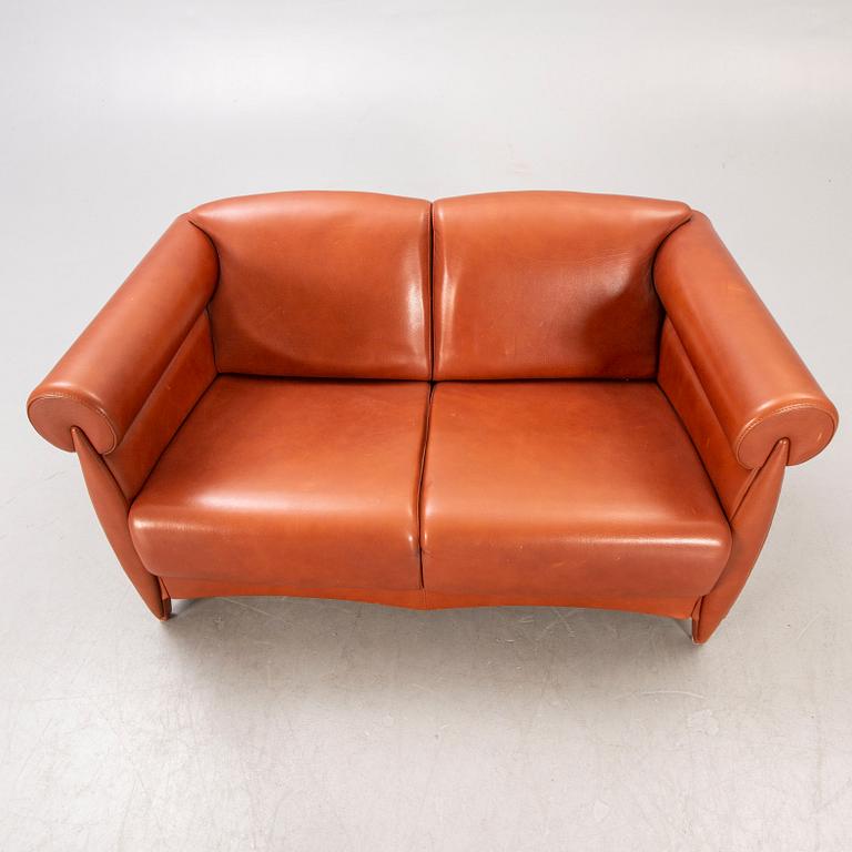 A Klaus Wettergren leather sofa 21st century.