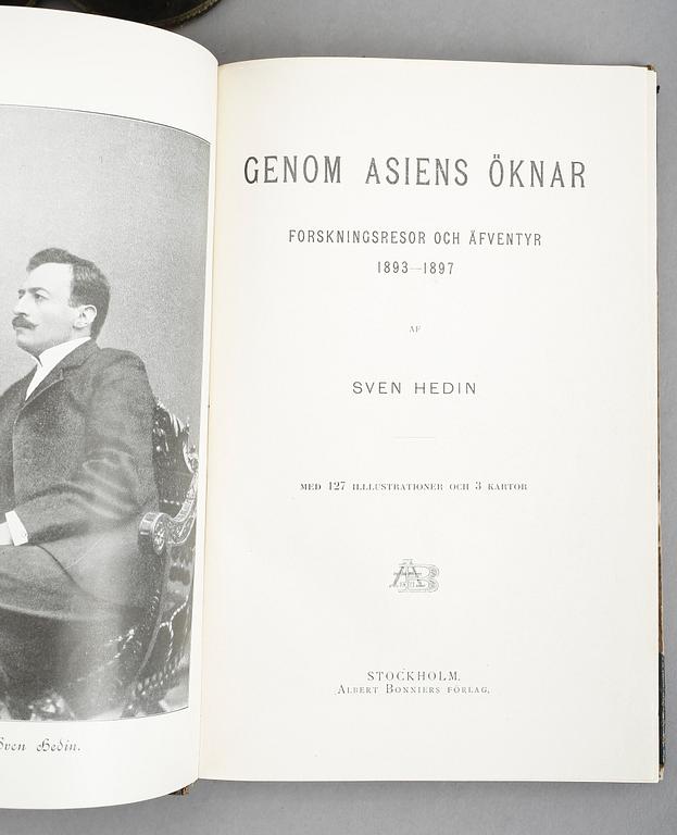 BÖCKER OM RESOR, 5 st, bla Asien 1-2 resp Genom Asiens öknar, av Sven Hedin, Stockholm 1903 resp 1899.