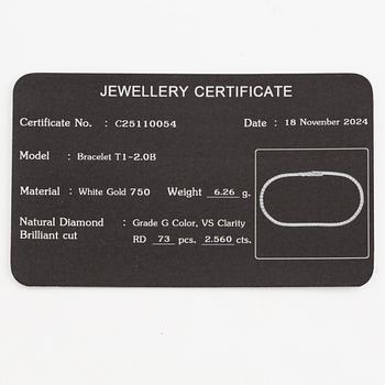 Tennis bracelet 18K white gold with brilliant-cut diamonds.