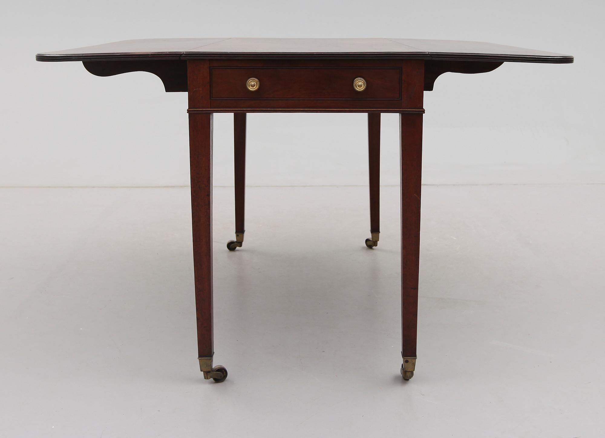KLAFFBORD, England, sent 1800-tal.