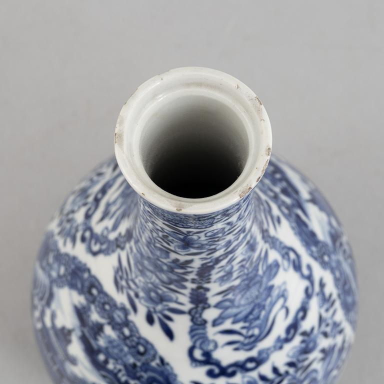 Vas, kompaniporslin, Kina, Qianlong (1736-95).