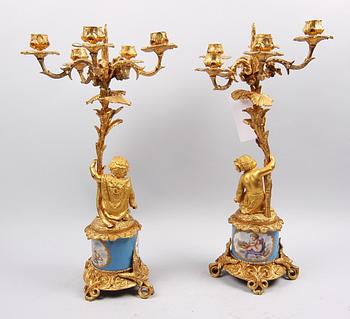KANDELABRAR, ett par, Louis XV-stil, 1800-talets andra del.