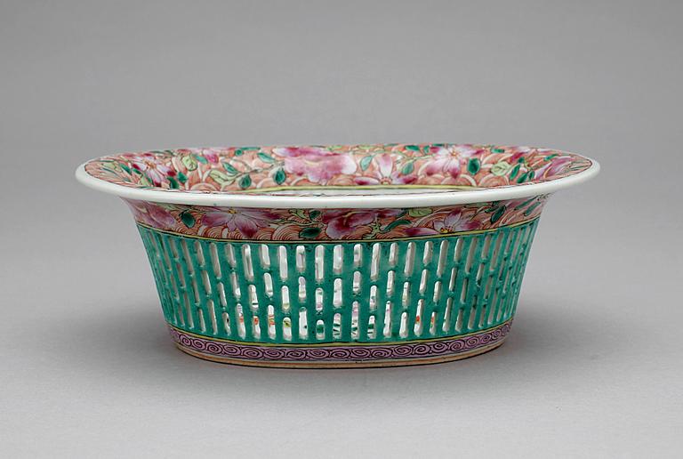 GALLERSKÅL, porslin, Kina 1800-tal.